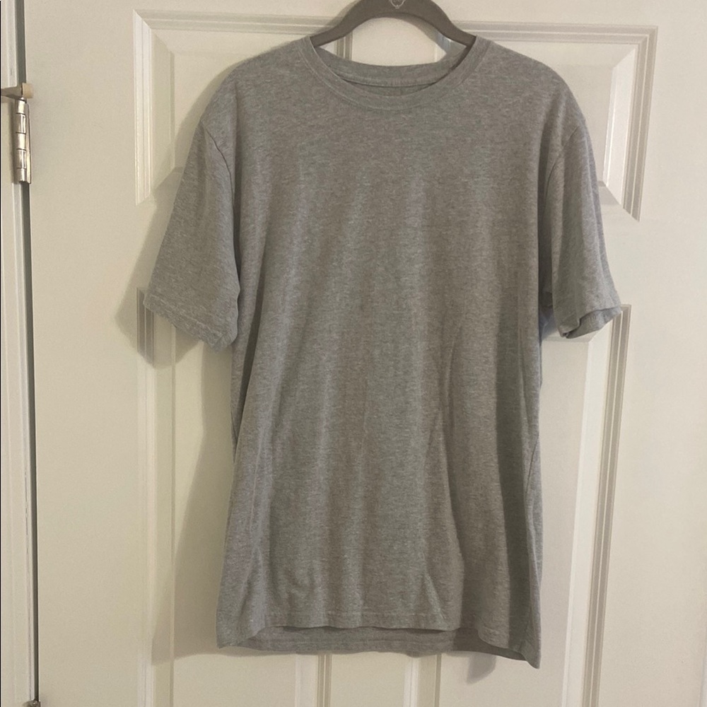 🧡 Men’s t-shirt